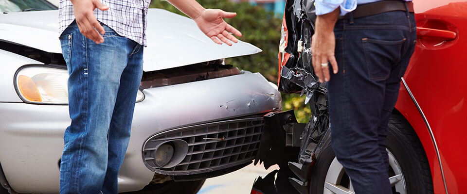 Two drivers argue after car accident